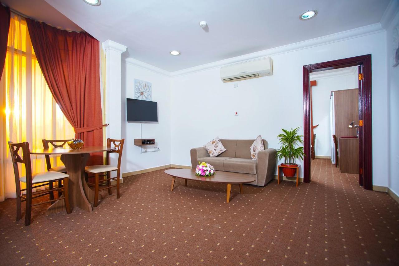 La Villa Hotel Dauhá Exteriér fotografie