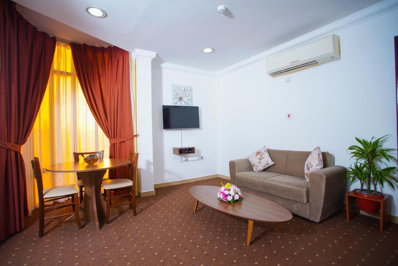 La Villa Hotel Dauhá Exteriér fotografie